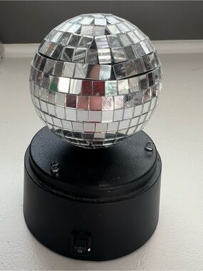 Mirror Disco Ball Table Lamp - Silver